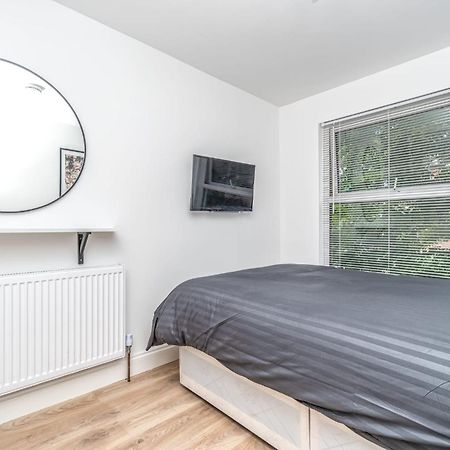 Cosy Guest House In Whitechapel London Exterior photo